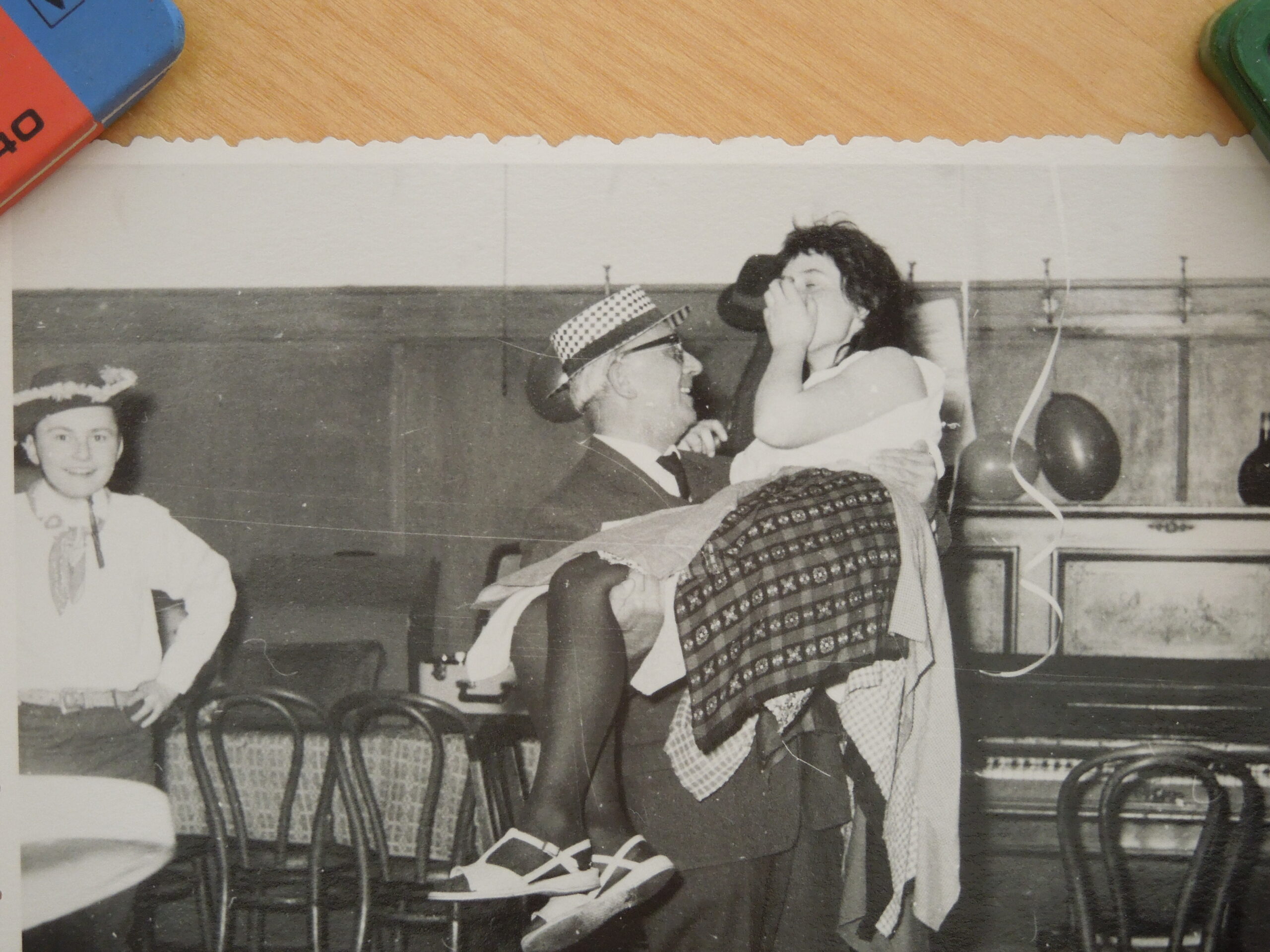 Literatur aus Fotografien